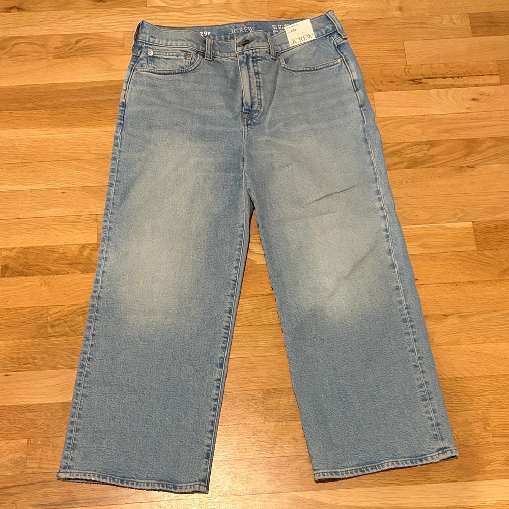 J.Crew Women’s Light Blue Wide-Leg Jeans
Style- ‘96 Slim Wide 
new with tags